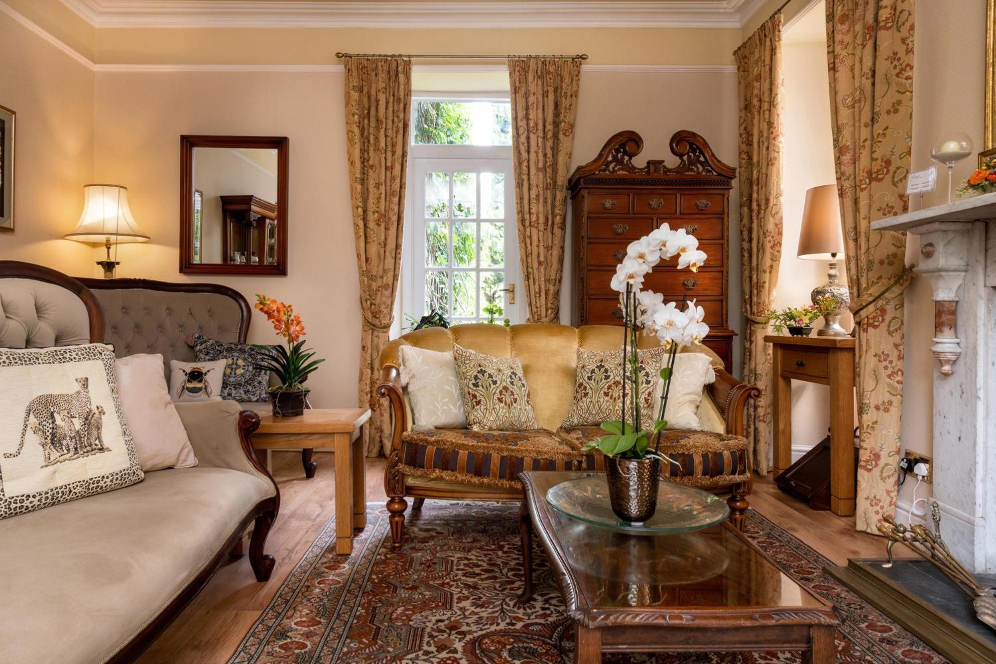 Afon Rhaiadr Country House Долгелай Екстериор снимка